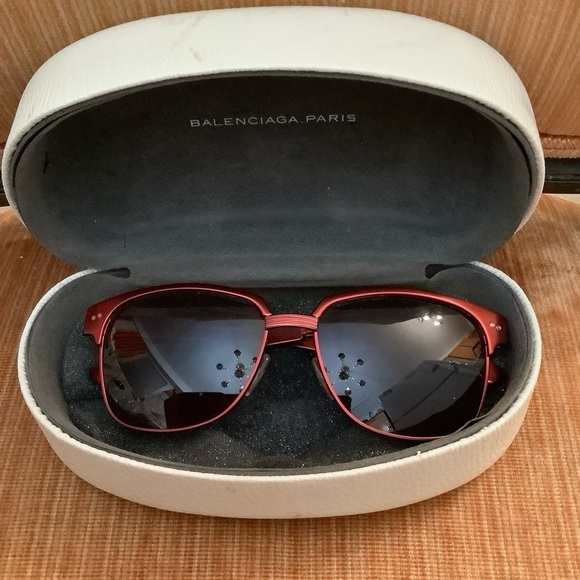 Balenciaga BAL0011S Red Shiny Women Sunglasses Out Of Stock - Picture 11 of 16